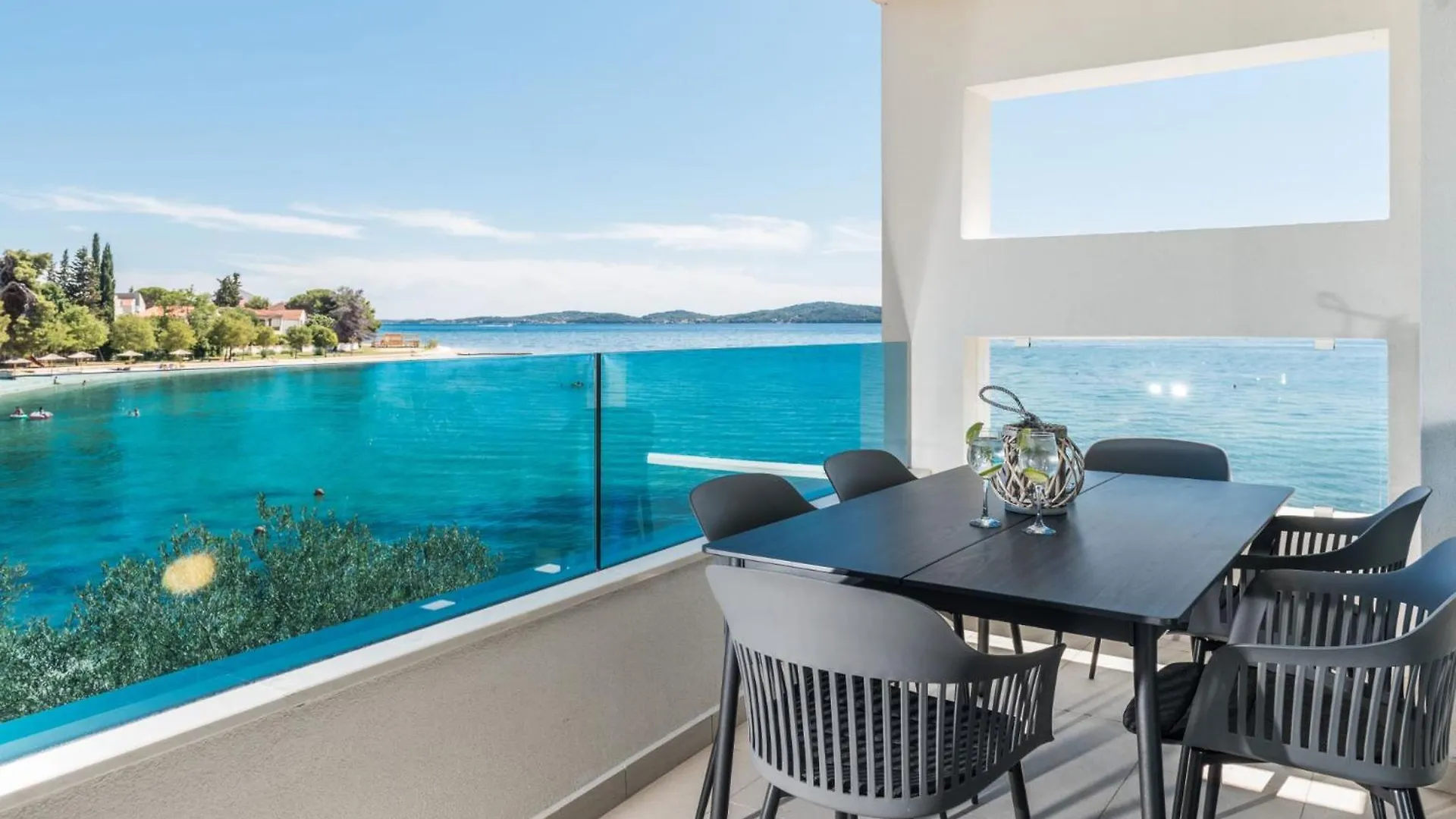 Beachfront Villa Bibinje Apartment