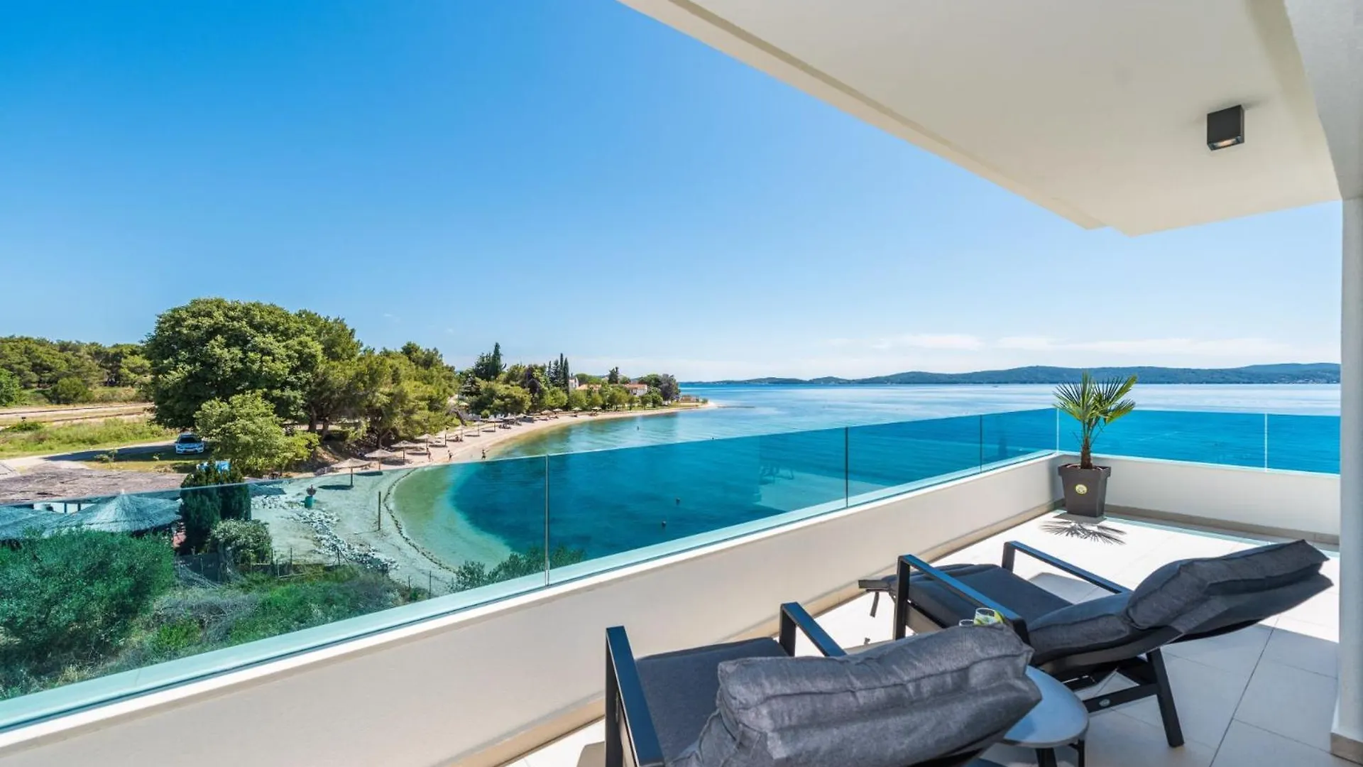 Beachfront Villa Bibinje
