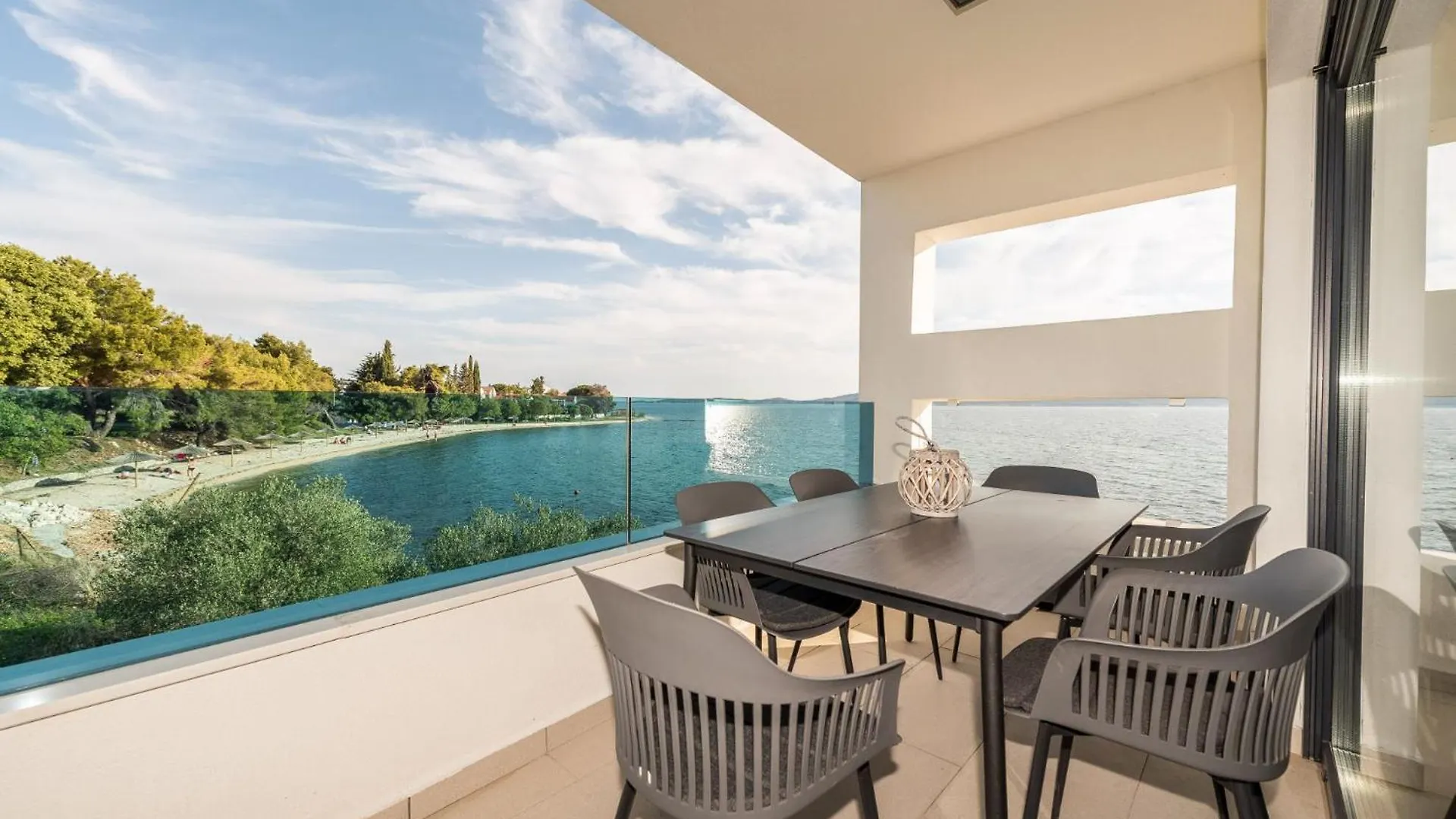 Apartment Beachfront Villa Bibinje