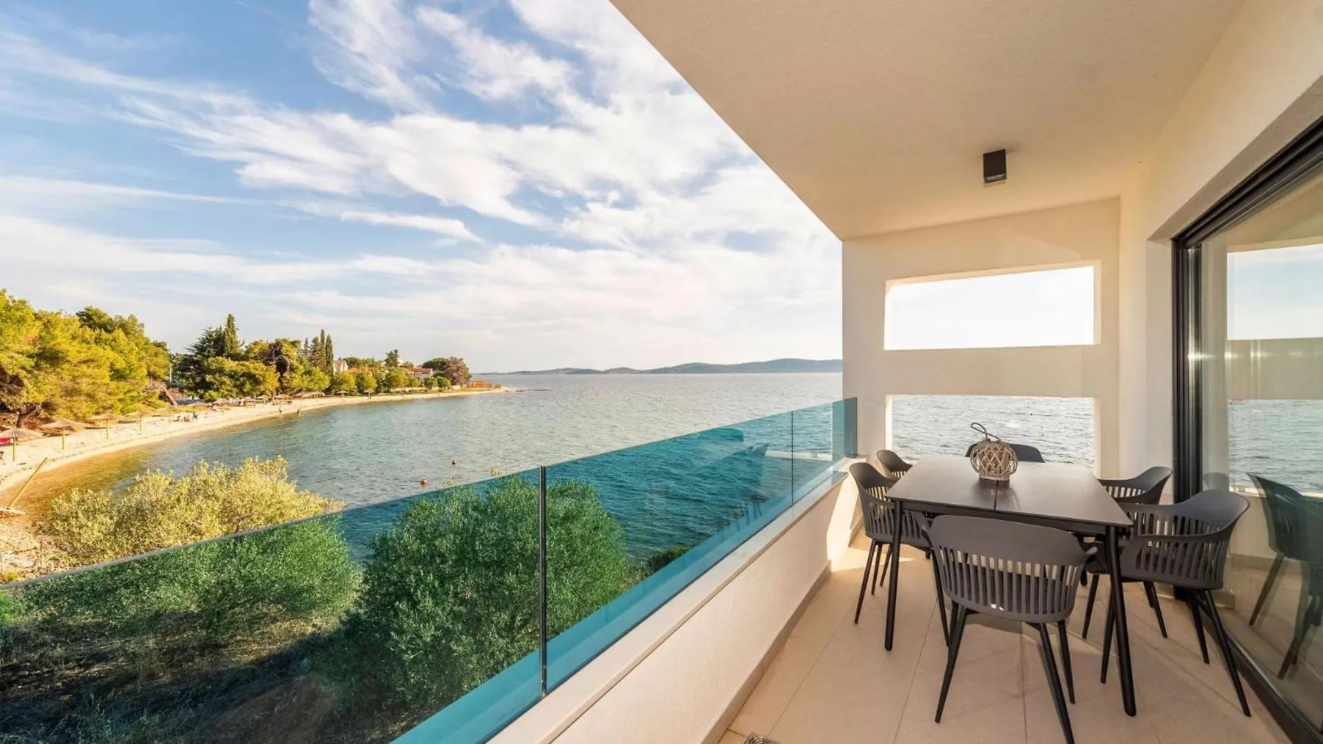 Beachfront Villa Bibinje 0*,  Croatia
