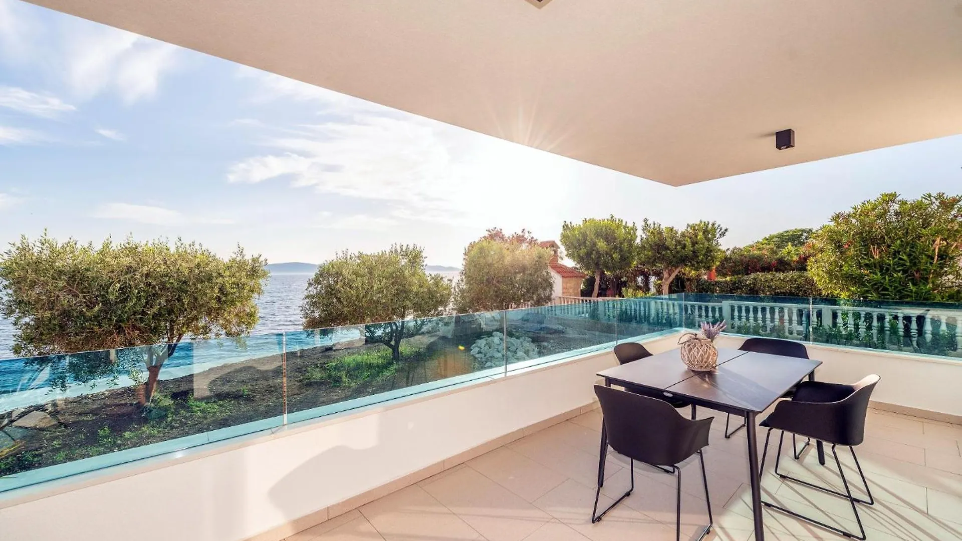 Beachfront Villa Bibinje Apartment